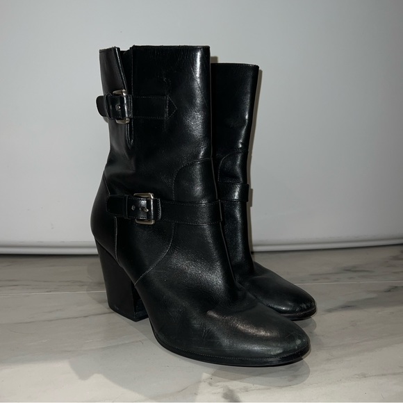 Michael Kors booties - Picture 1 of 4